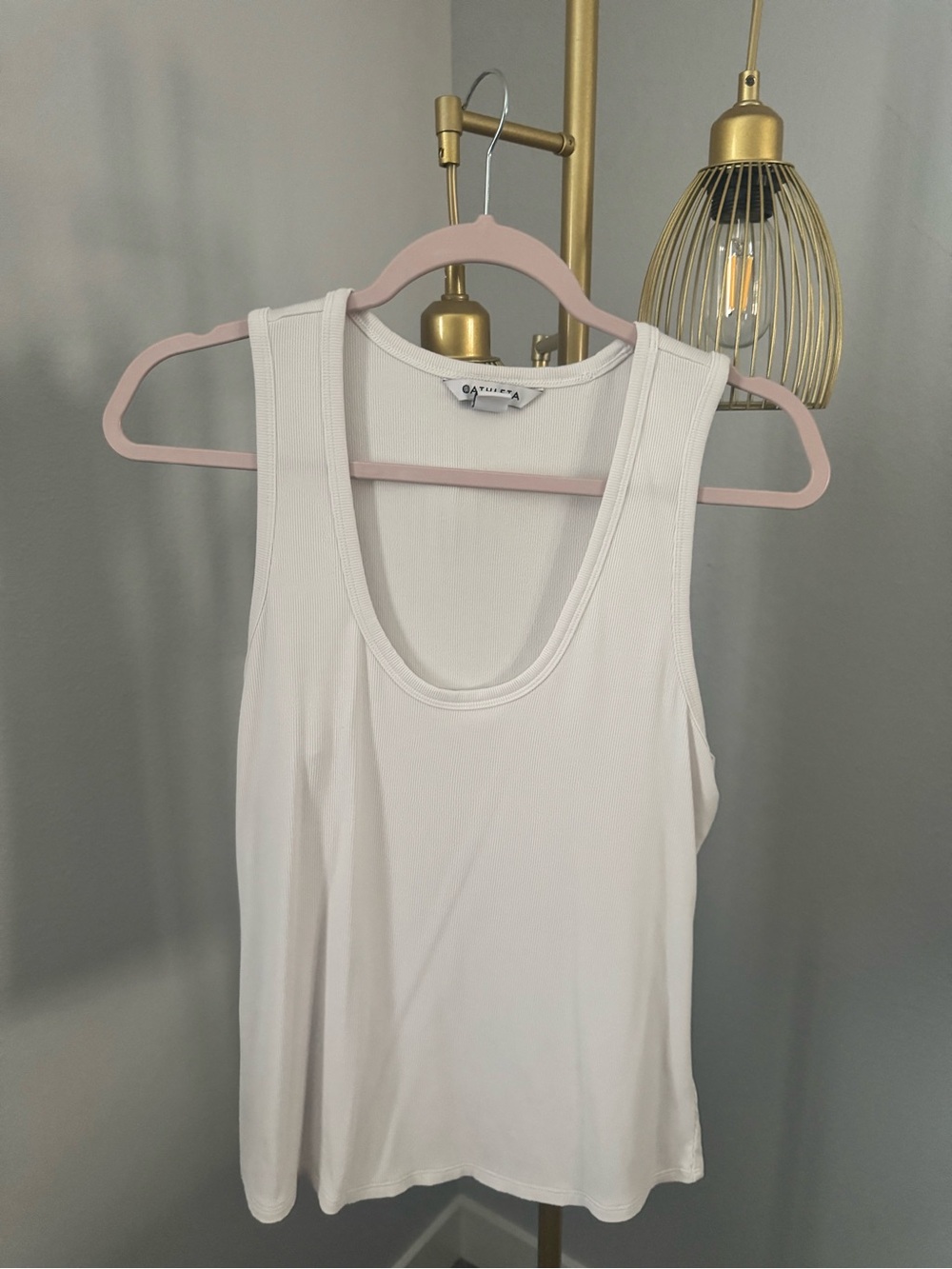 Athleta White Ribbed Scoop Tank Top